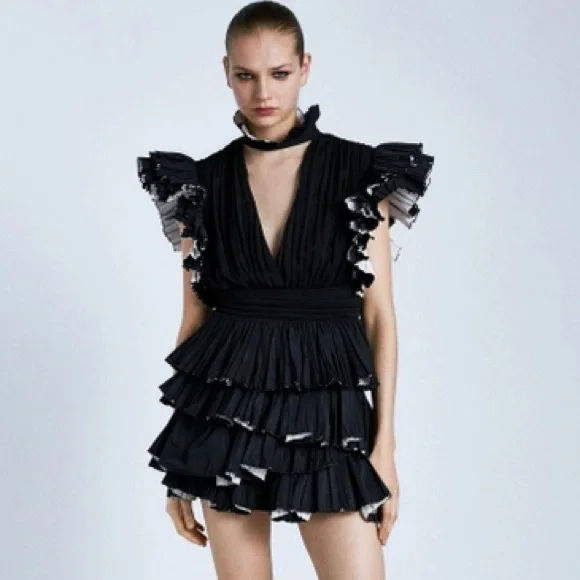 Zara Sold Out Black Ruffle Layered Mini Skirt - Picture 3 of 8